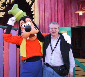 Misterblue with Goofy in the Magic Kingdom at Disneyworld